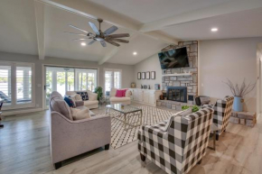 Hot Springs Village Lake House with Deck